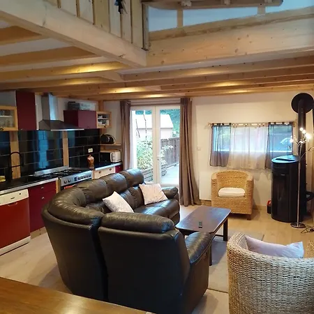 Refuge Chaleureux Pour Des En Famille